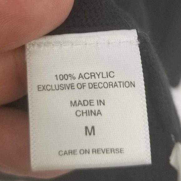 New York & Company Women's Raised Embellished V-Neck Sweater Black Size Medium - Picture 6 of 7